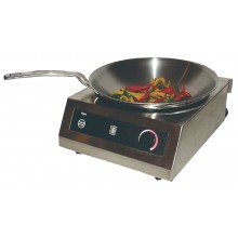 Plaque à induction avec wok et poële